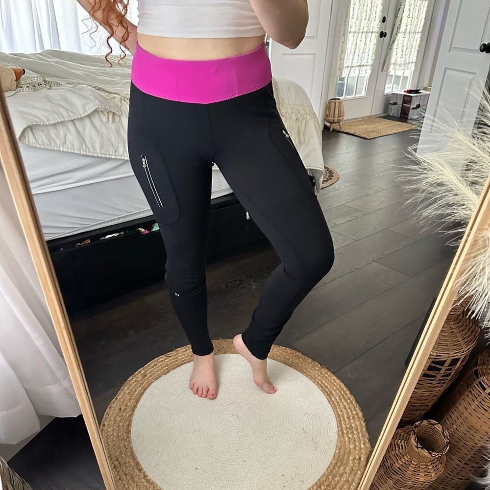 Lululemon Women’s 6 Pink Black High Waisted Leggings